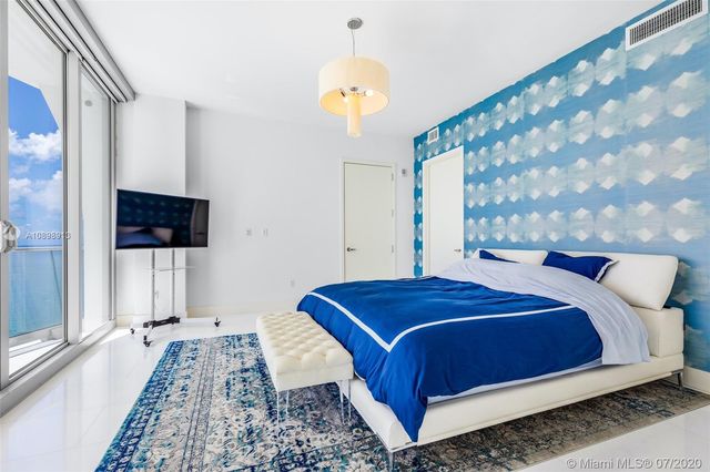 $3,400,000 | 16901 Collins Avenue, Unit 4905, Sunny Isles Beach, FL 33160