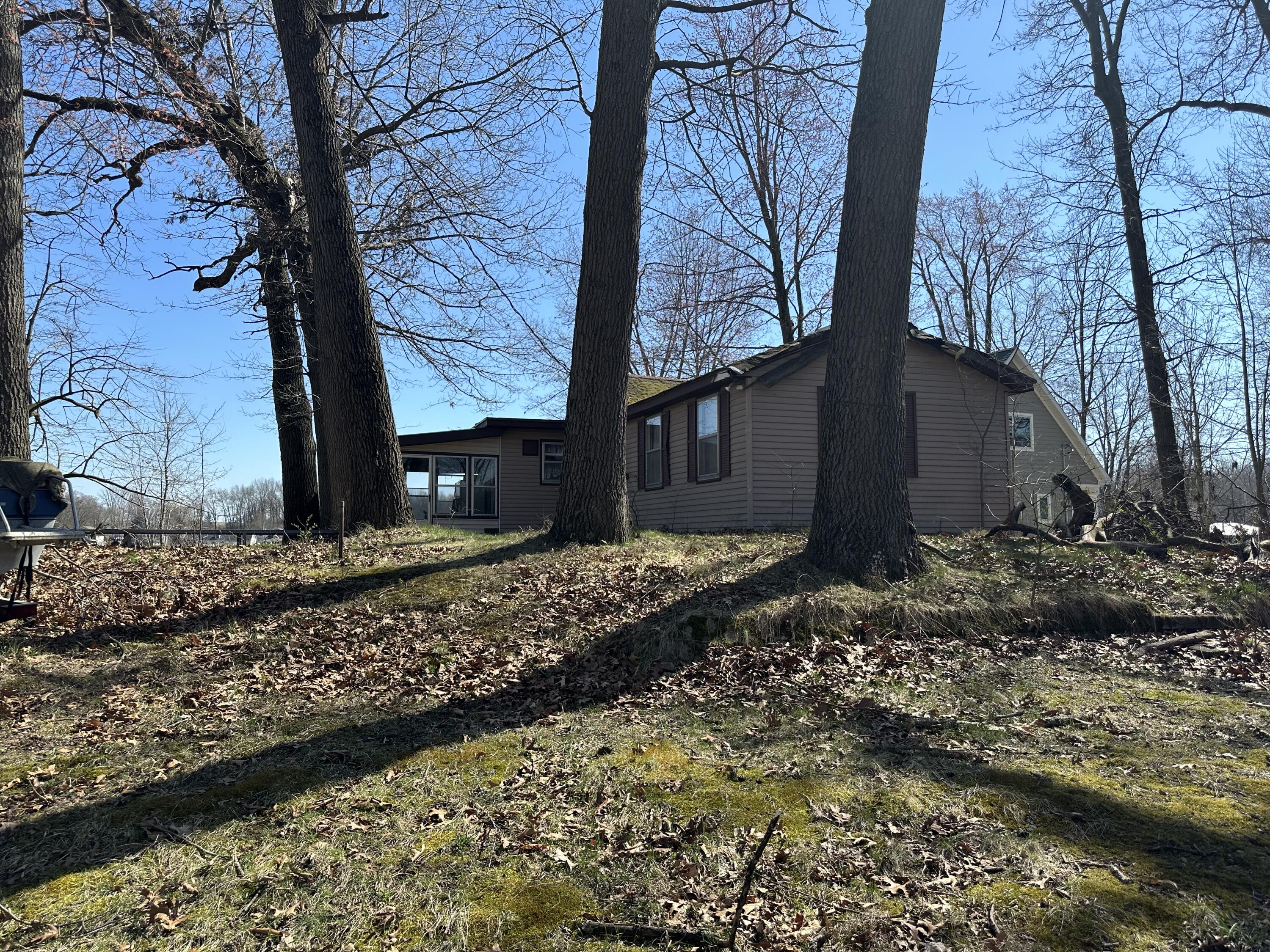 58011 Lucas Road Three Rivers, MI 49093 - Photo 3 of 16 38B99655-E162-4E2C-9C33-12FD5EF242DE