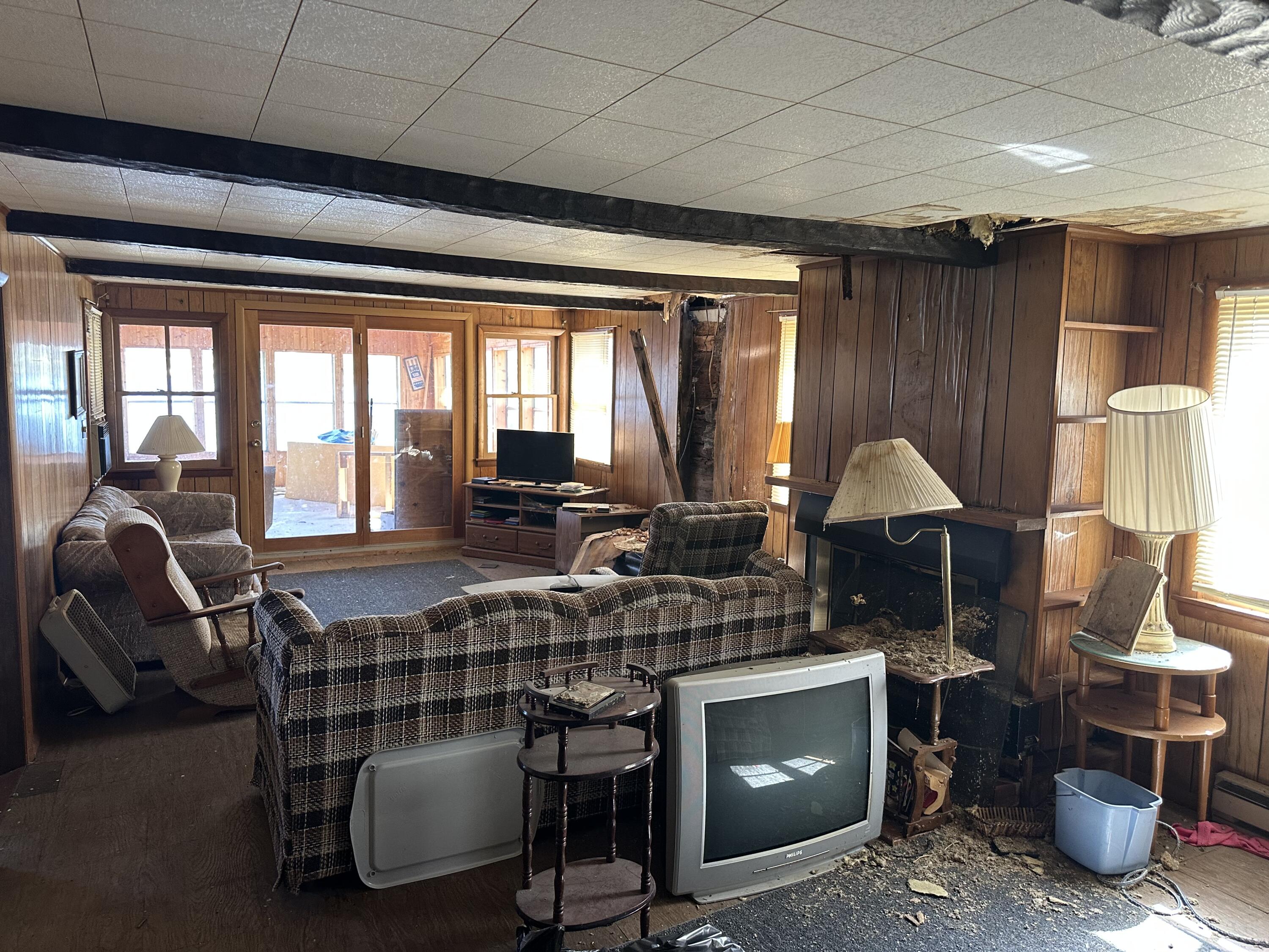 58011 Lucas Road Three Rivers, MI 49093 - Photo 5 of 16 7086228F-19CA-449C-948E-EE01B001BC93