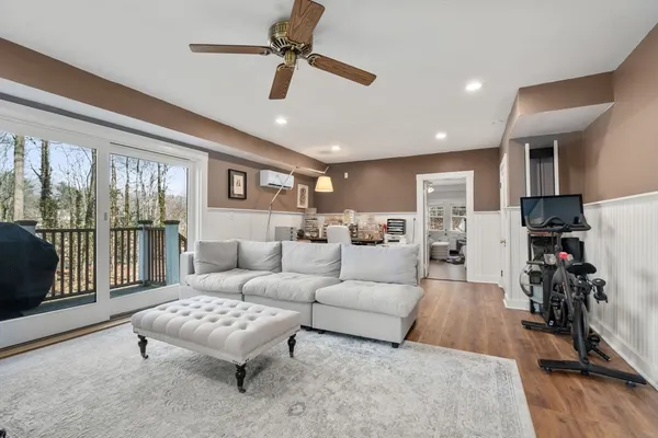 $1,250,000 | 12 Wareland Road, Wellesley, MA 02481