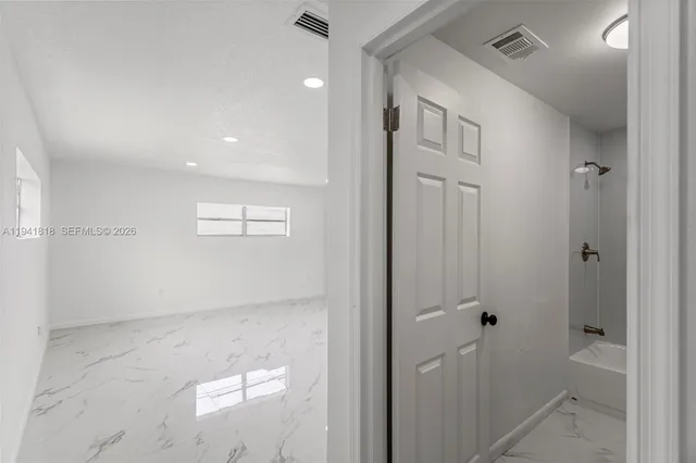 $509,000 | 988 Northwest 10th Street, Hallandale Beach, FL 33009