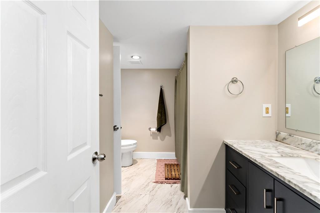 3266 Ward Street, Unit 3 Pittsburgh, PA 15213 - Photo 23 of 38