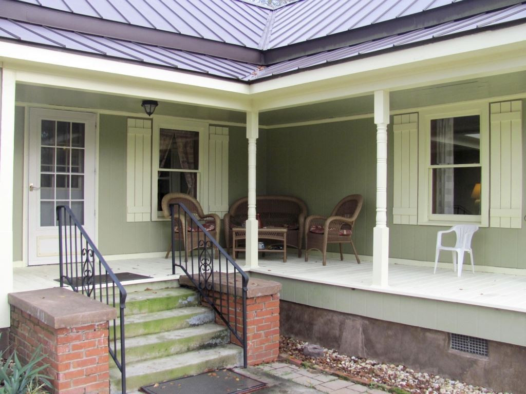 91 T T-Bar Road, Unit A Benson, NC 27504 - Photo 3 of 25 Facade/Exterior Front