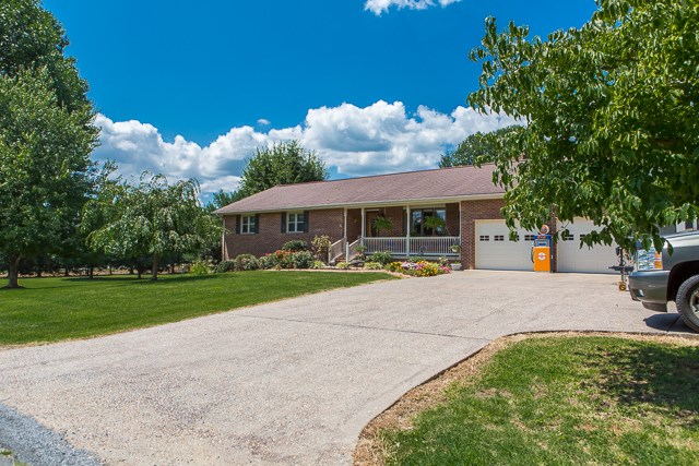 157 Verbena Road Shenandoah, VA 22849 - Photo 1 of 29 Gallery Image 1