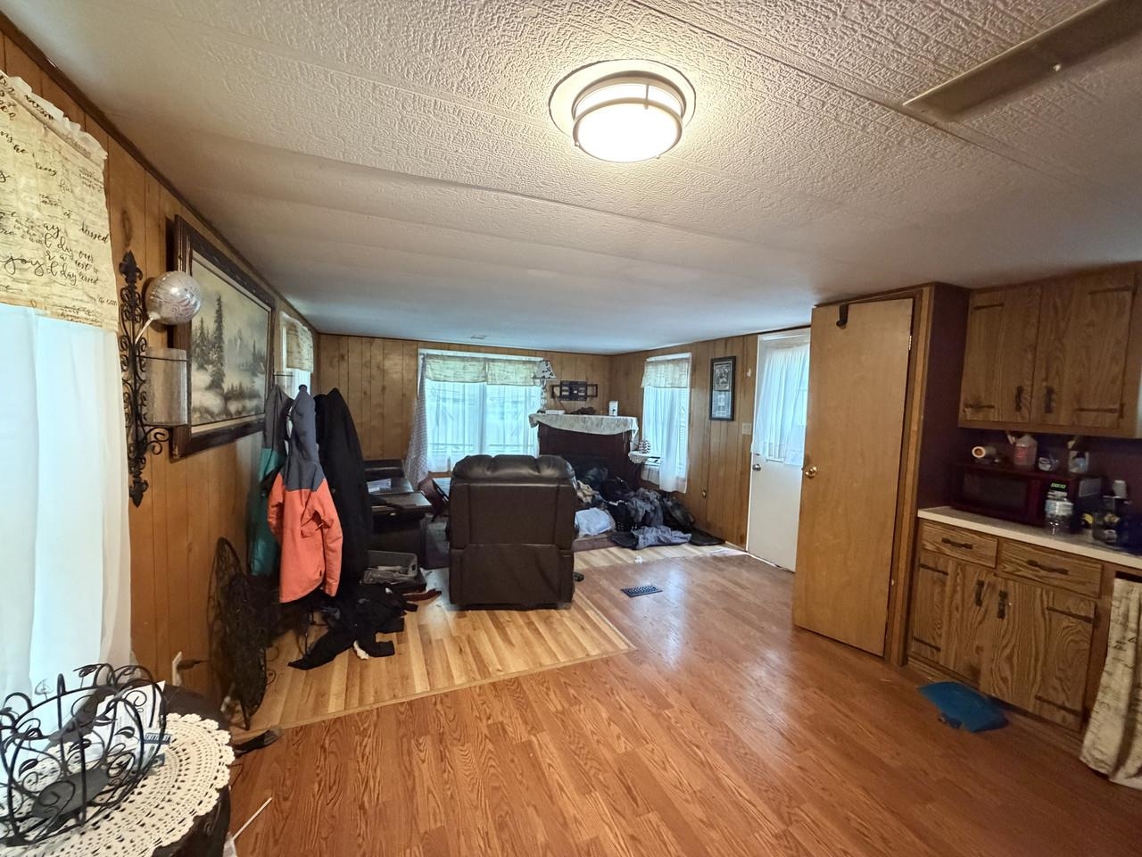 104 Lexington Road Colchester, VT 05446 - Photo 4 of 22