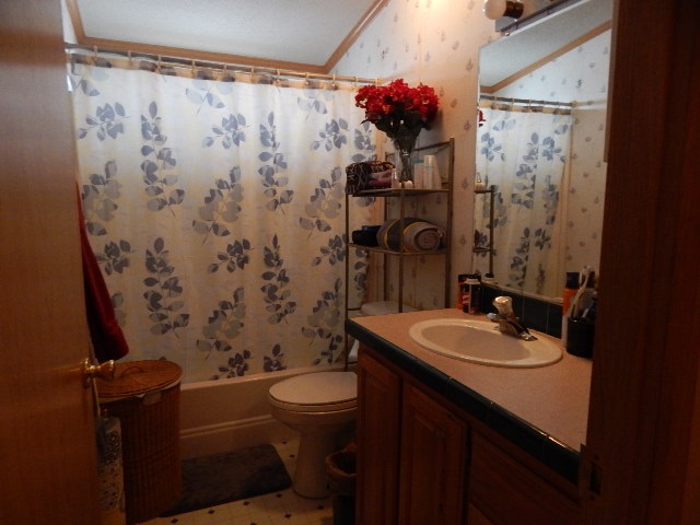 1860 Blue Creek Road West Addy, WA 99101 - Photo 8 of 20