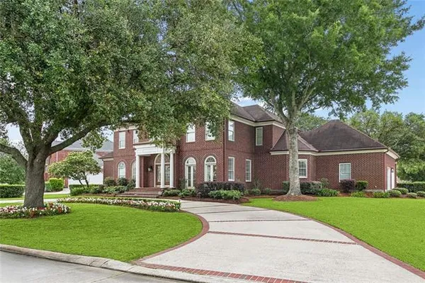 $799,000 | 162 English Turn Drive, New Orleans, LA 70131