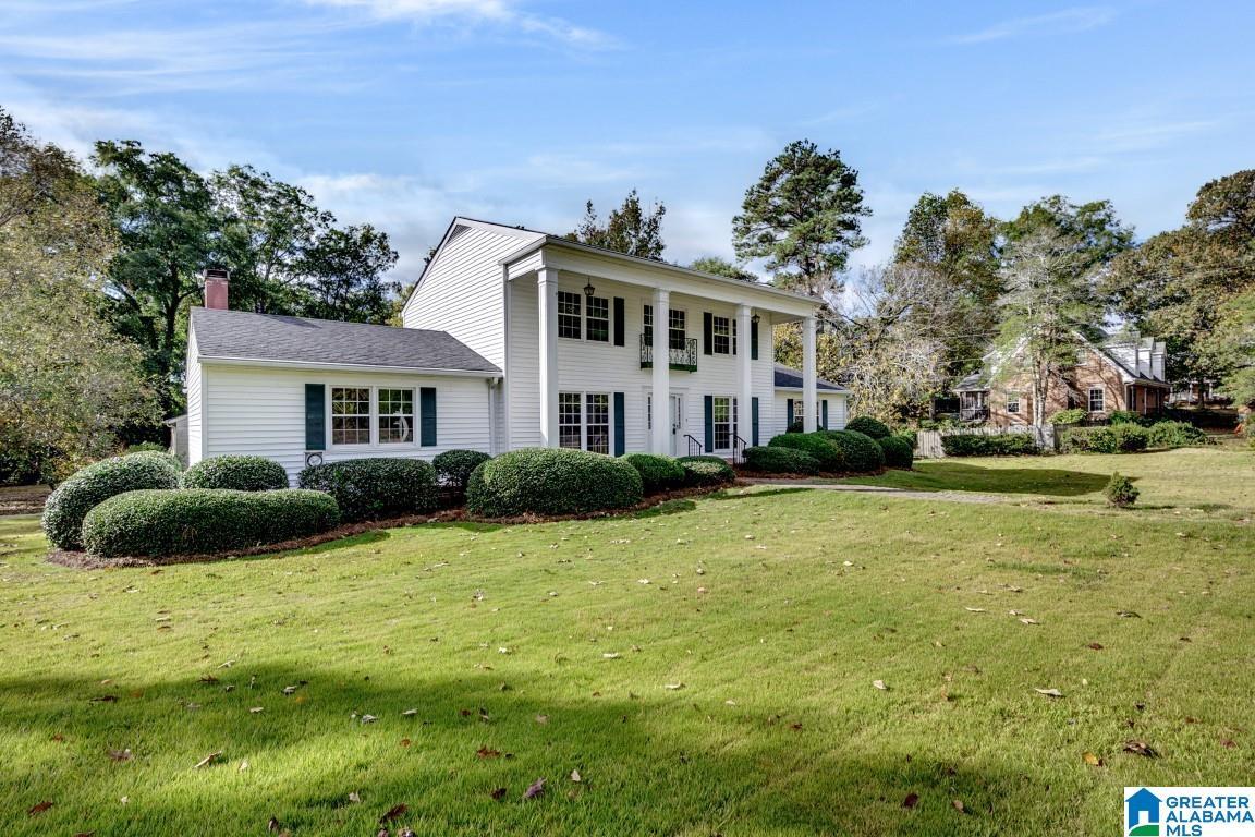 2937 Green Valley Road Birmingham, AL 35243 - Photo 2 of 34