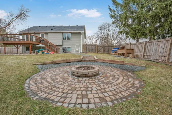 $429,000 | 9616 Minnesota Lane North, Maple Grove, MN 55369