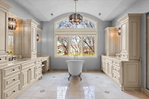 $1,749,000 | 2970 Koepke Road, Northbrook, IL 60062