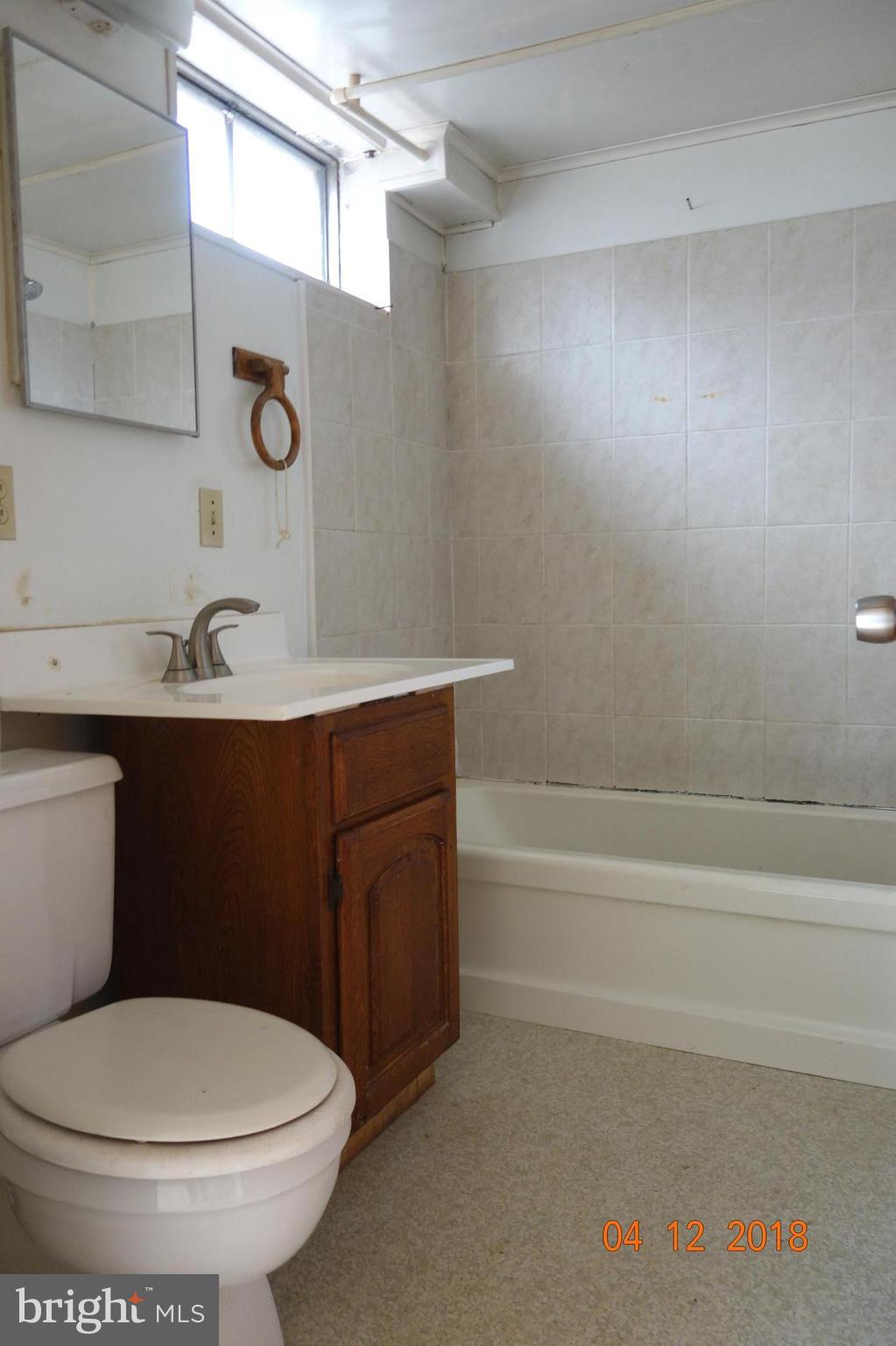 17523 Kohlhoss Road Poolesville, MD 20837 - Photo 4 of 10 Basement Bath