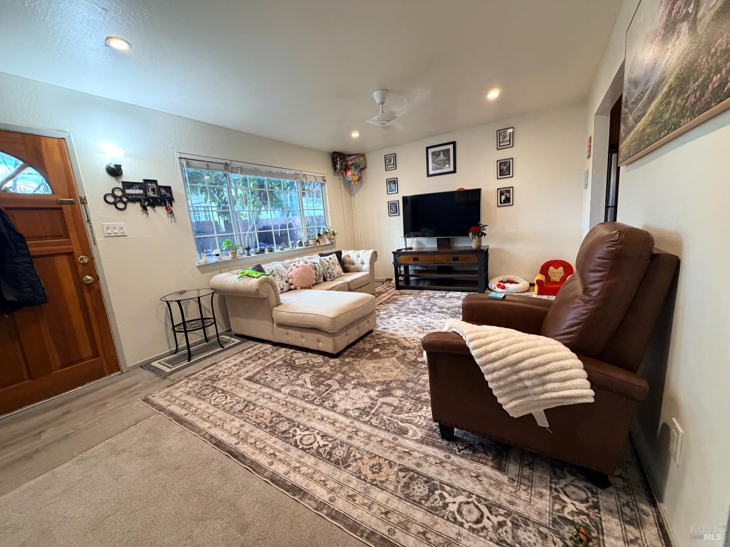 303 Boyce Street Santa Rosa, CA 95401 - Photo 4 of 25