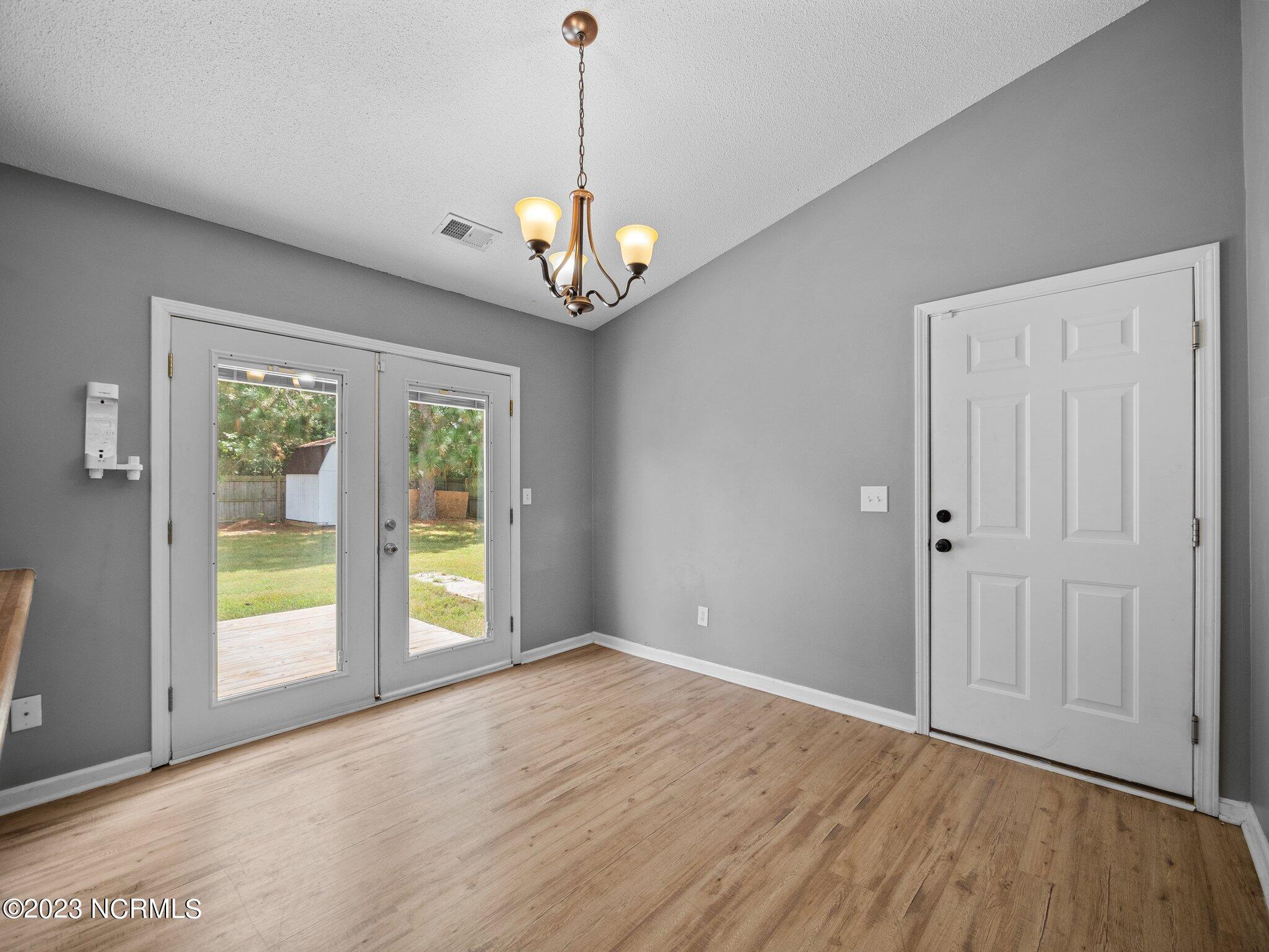 535 Sand Ridge Road Hubert, NC 28539 - Photo 15 of 49 35-web-or-mls-M1B14080