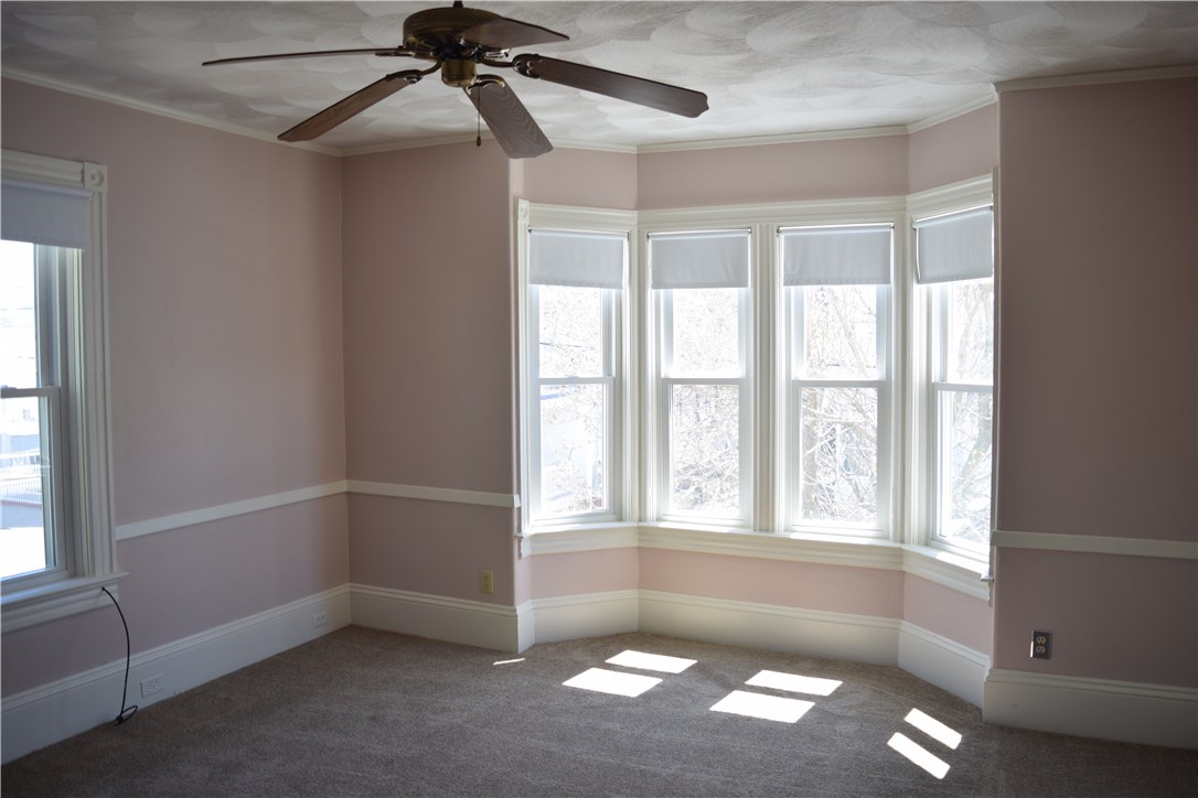 78 Appleton Avenue Pawtucket, RI 02860 - Photo 15 of 18 Unit 2 Living room
