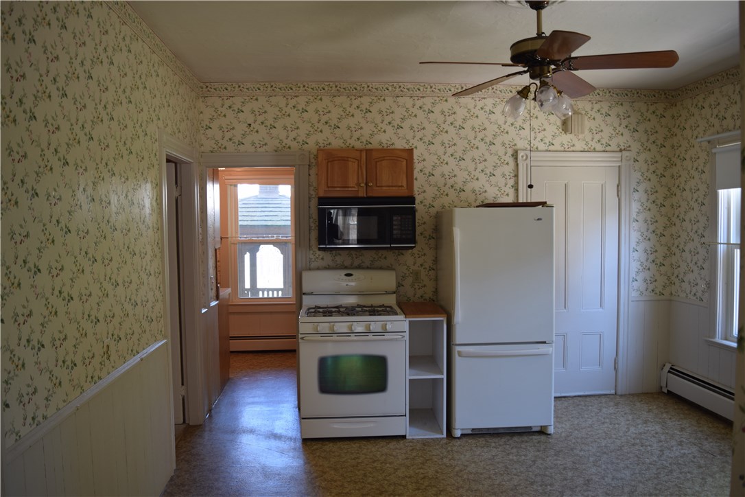 78 Appleton Avenue Pawtucket, RI 02860 - Photo 6 of 18 First floor/unit 1 kitchen