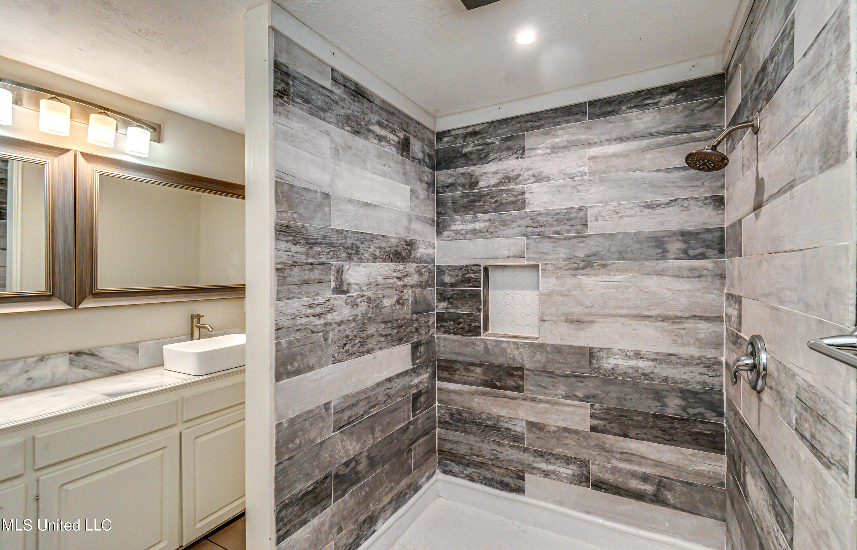 554 Woodland Hills Place Jackson, MS 39216 - Photo 42 of 50 554 Woodland Hills Pl-44