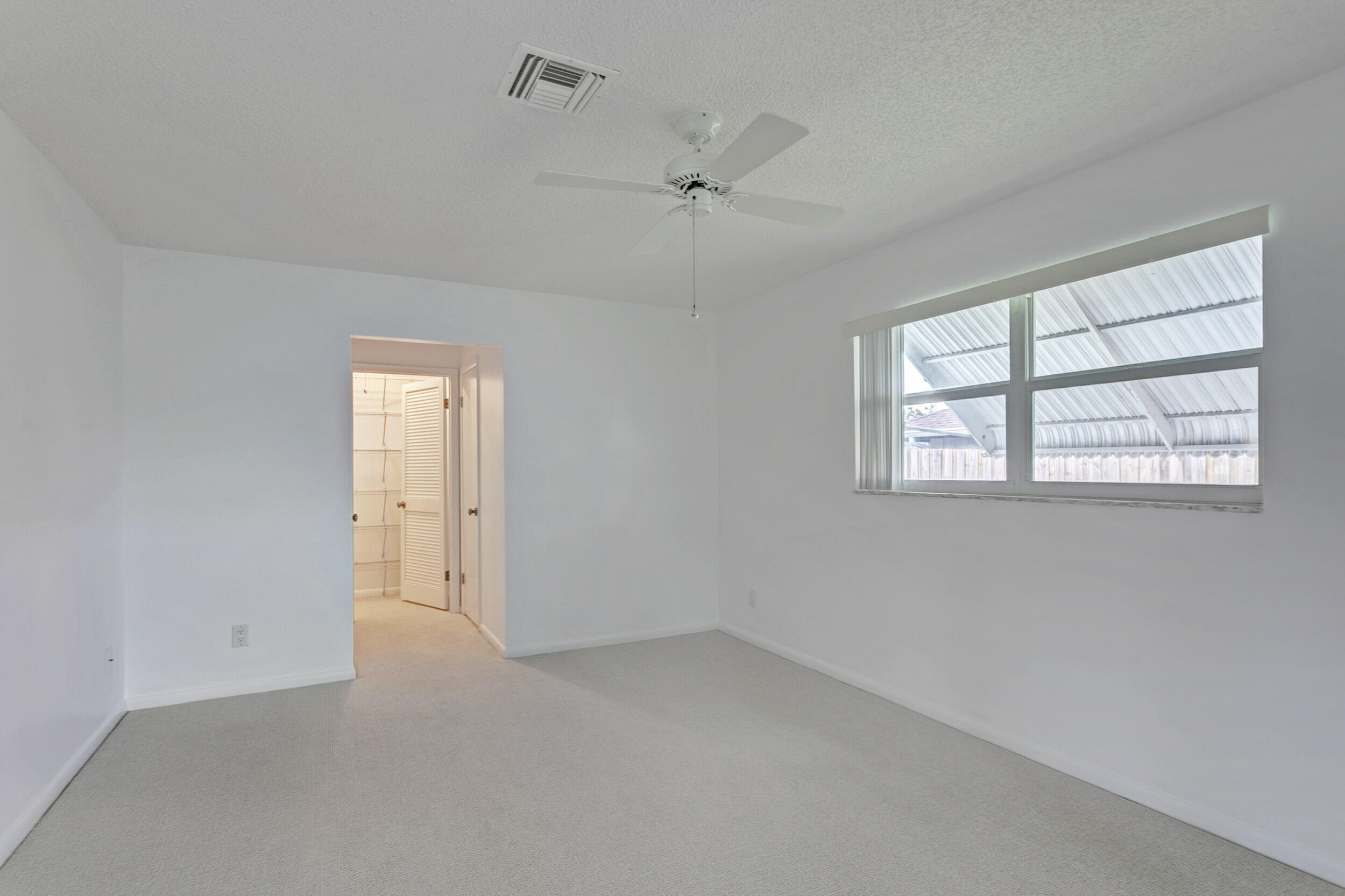 6839 High Ridge Road Lake Worth, FL 33462 - Photo 27 of 58 6839 High Ridge Road