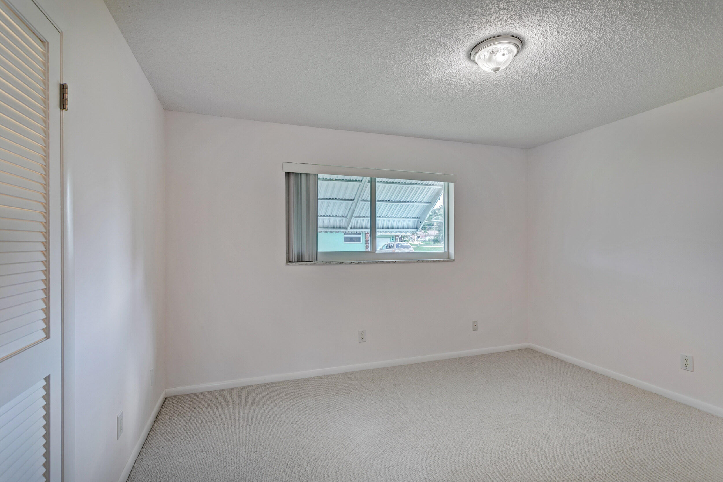 6839 High Ridge Road Lake Worth, FL 33462 - Photo 33 of 58 6839 High Ridge Road