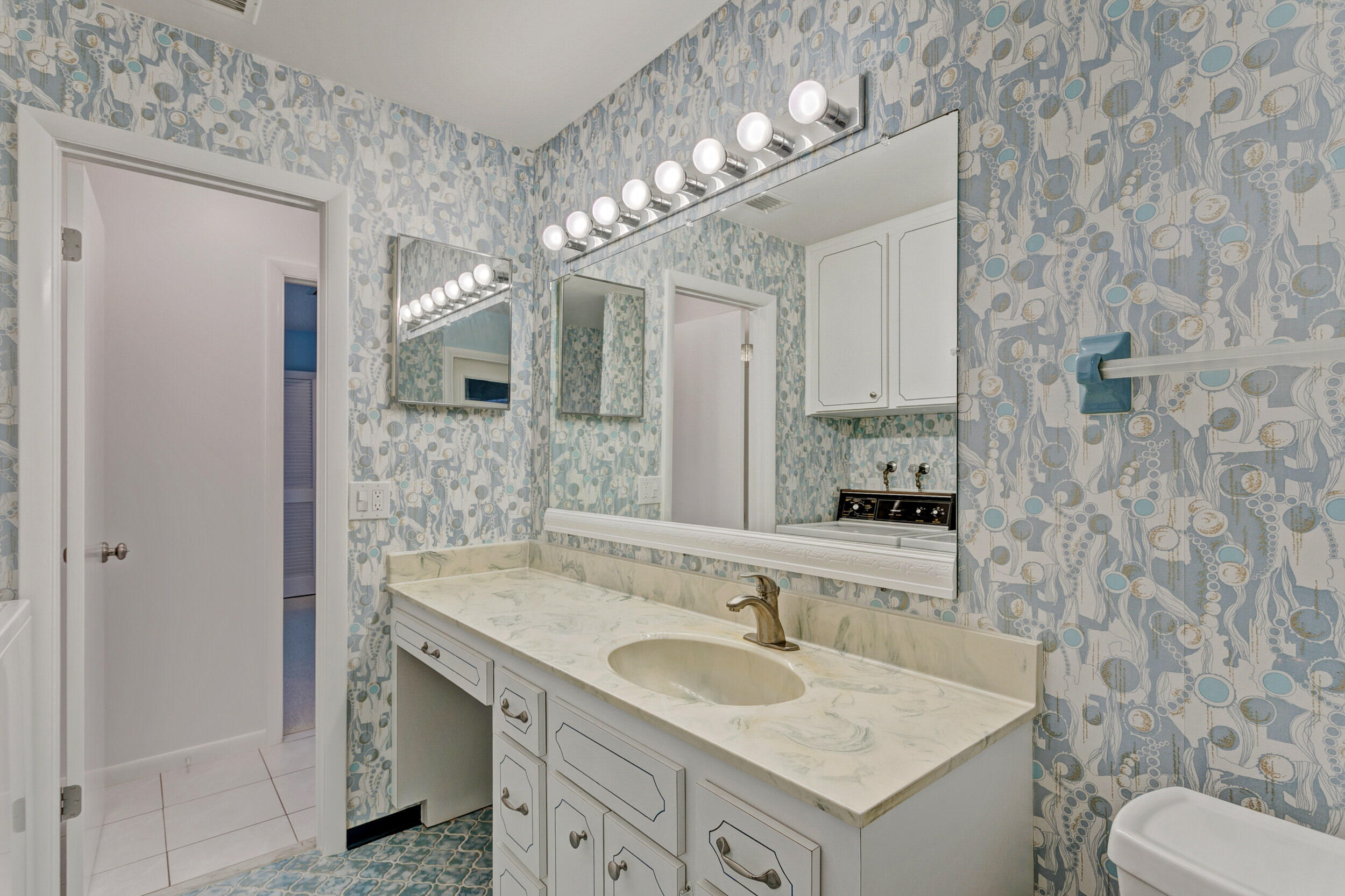 6839 High Ridge Road Lake Worth, FL 33462 - Photo 38 of 58 6839 High Ridge Road