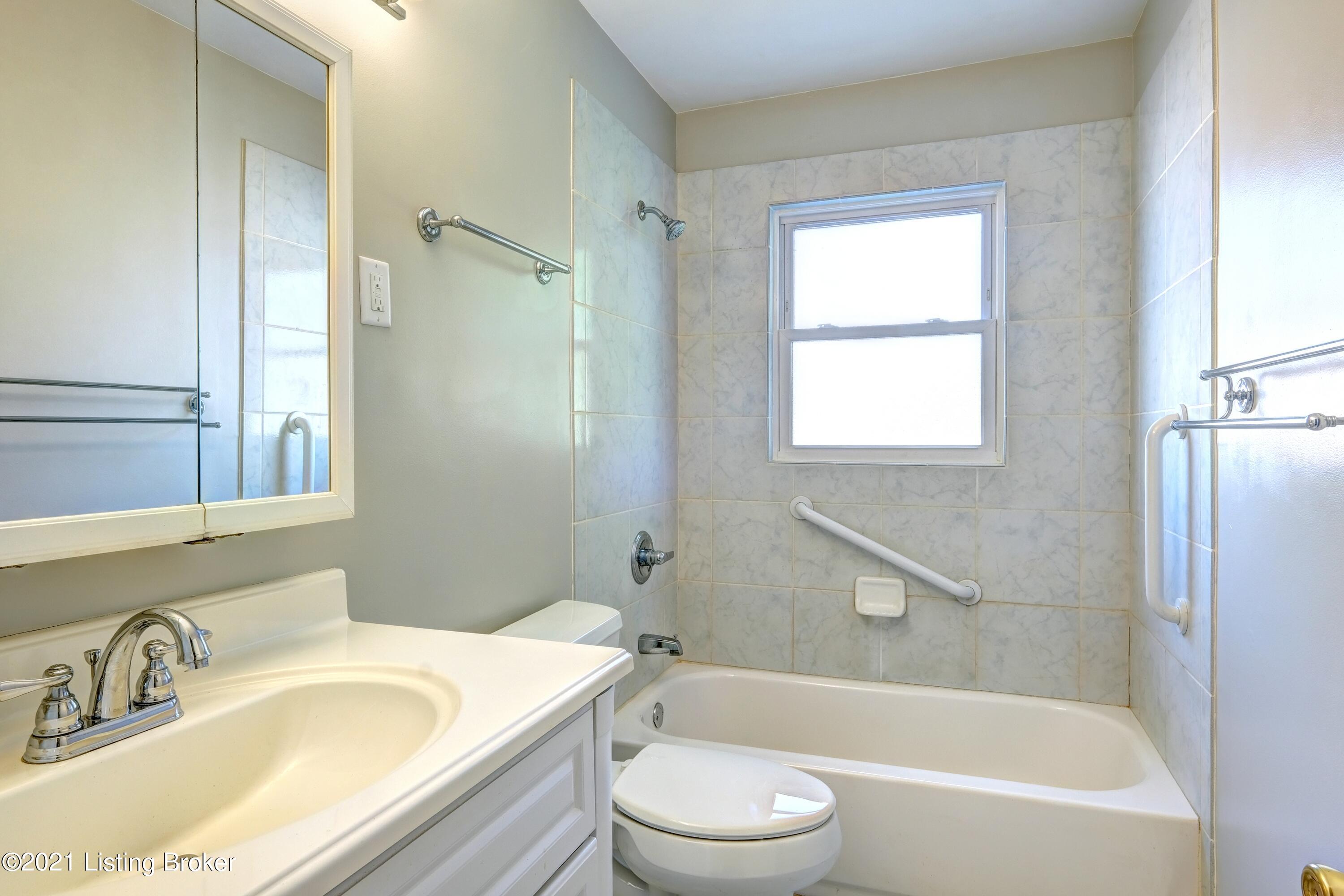 3207 Verna Road Louisville, KY 40216 - Photo 23 of 36 1 Verna Road #24