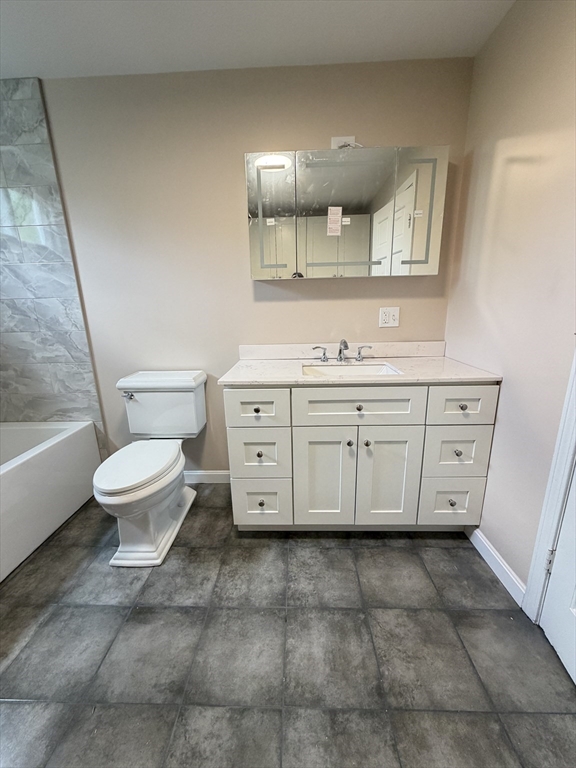6 Edwards Place, Unit 2 Chelmsford, MA 01863 - Photo 14 of 40