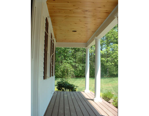 139 Wapping Road Kingston, MA 02364 - Photo 4 of 8 Gallery Image 4