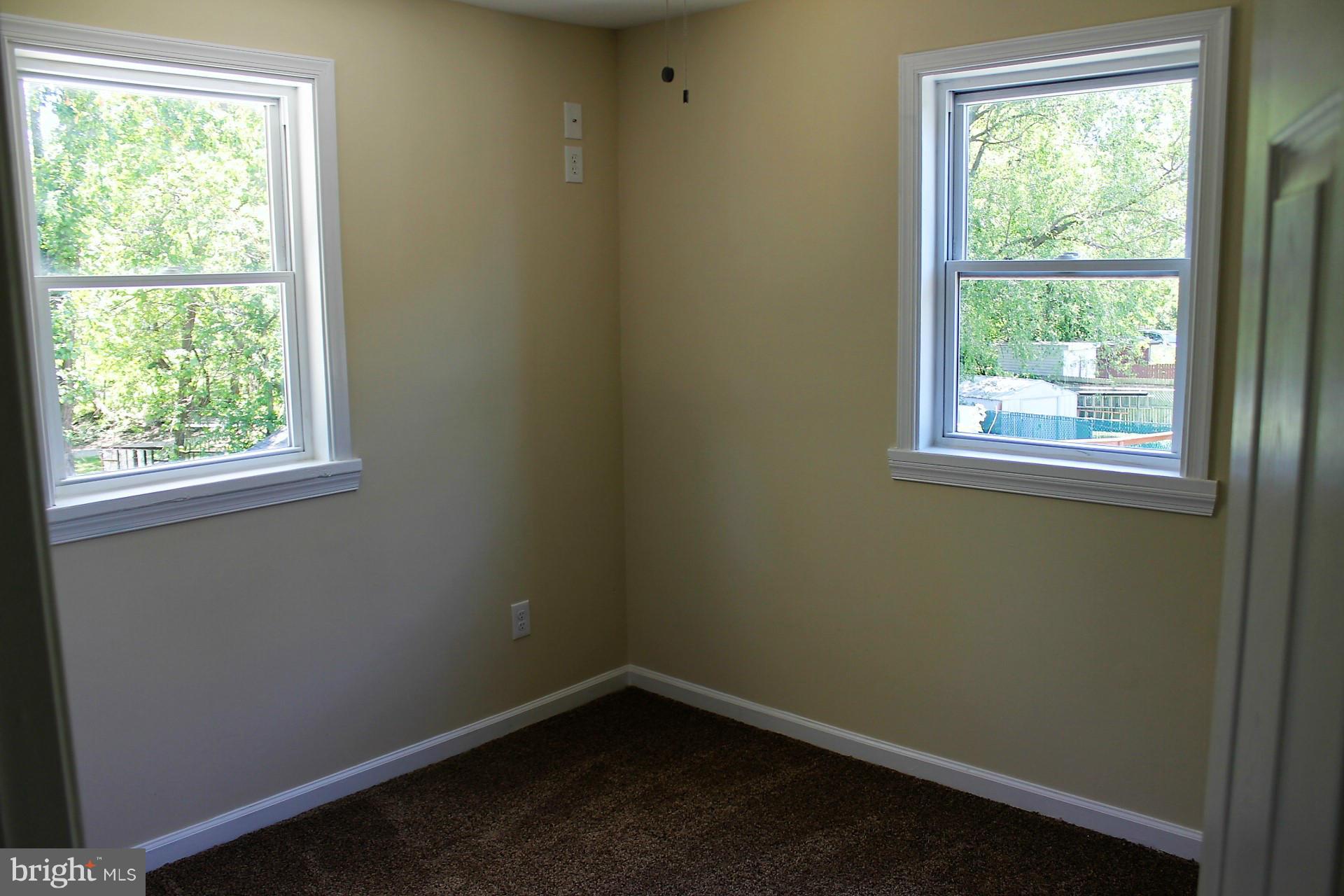 183 Dunlap Road Pasadena, MD 21122 - Photo 6 of 11 Bedroom