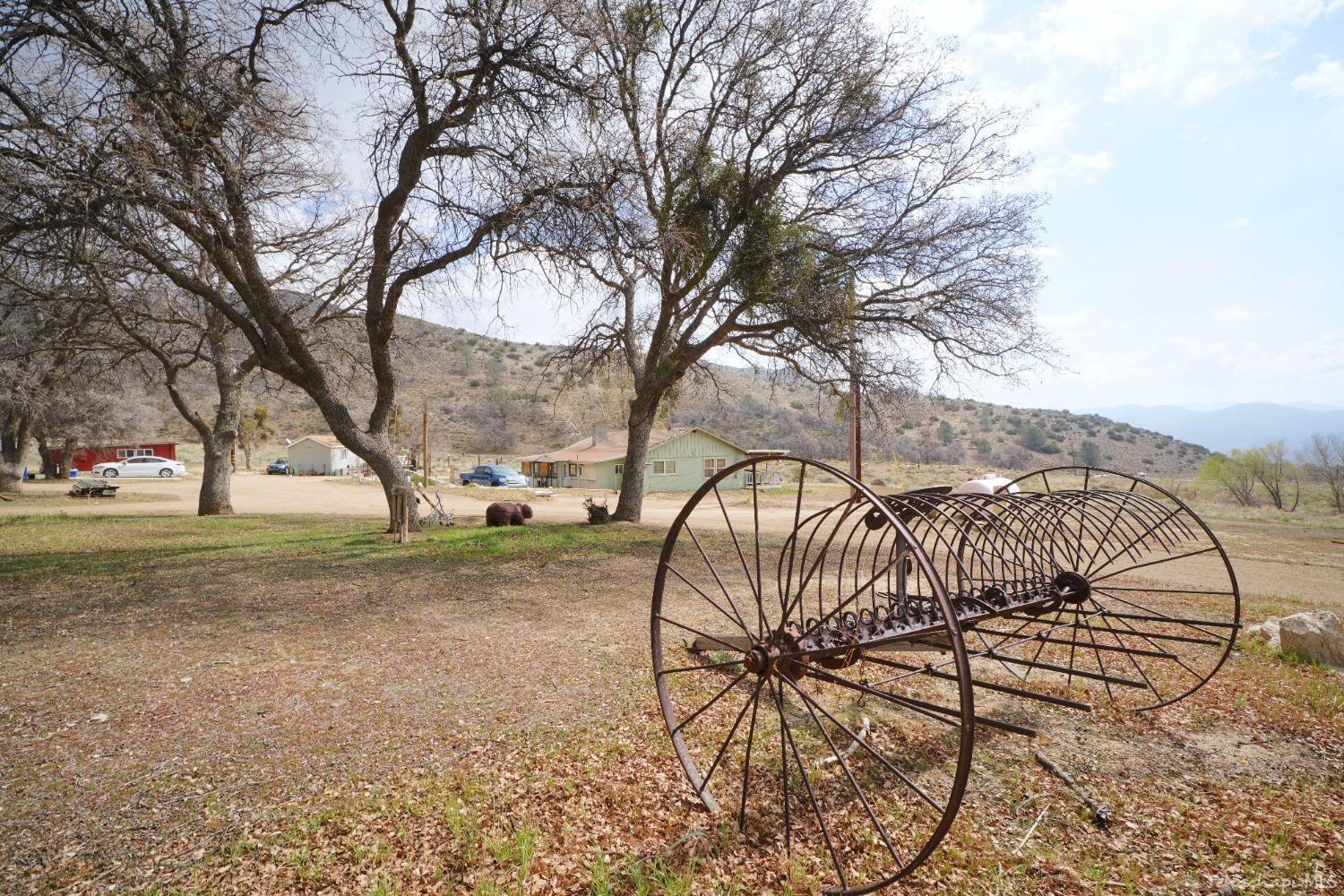 11000 Caliente Creek Road Caliente, CA 93518 - Photo 37 of 38 Gallery Image 37