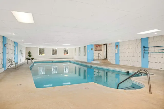 $124,900 | 4360 Brookside Court, Unit 114, Edina, MN 55436