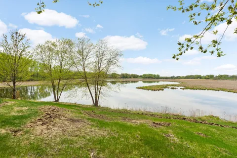 $124,900 | 4360 Brookside Court, Unit 114, Edina, MN 55436