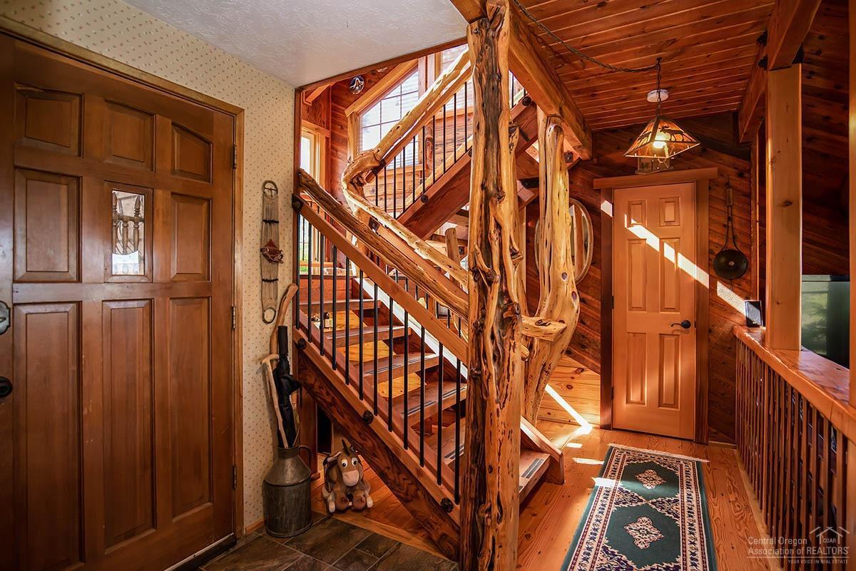 69196 Hurtley Ranch Road Sisters, OR 97759 - Photo 6 of 25 Gallery Image 6