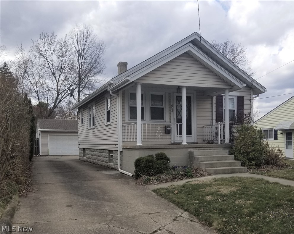 652 Brittain Road Akron, OH 44305 - Photo 1 of 32 Gallery Image 1