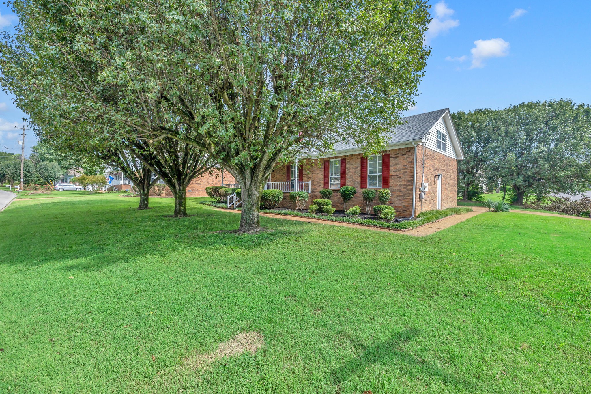 3544 Shakertown Road Antioch, TN 37013 - Photo 5 of 57 Gallery Image 5