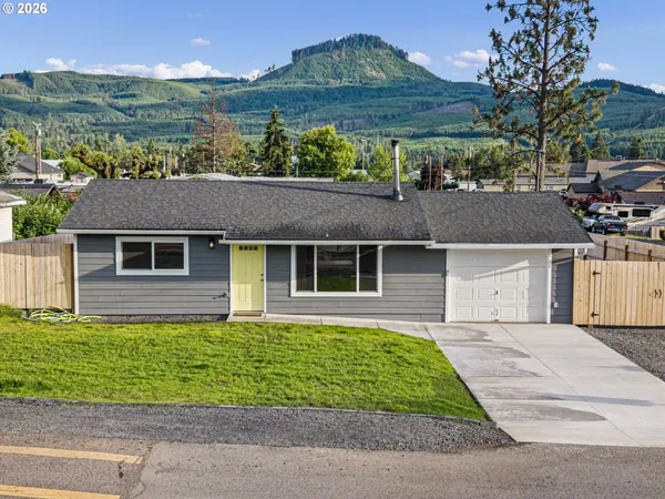 $415,000 | 114 East 3rd Street, Lowell, OR 97452