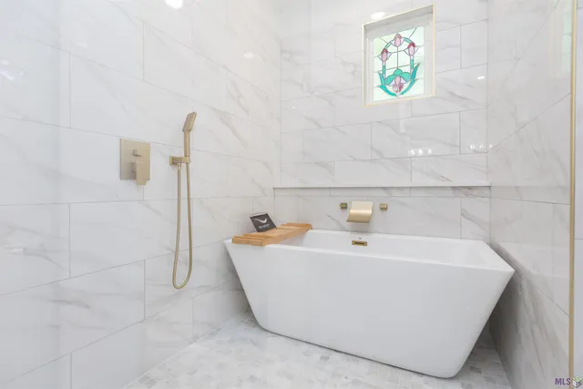 $499,999 | 15635 Shenandoah Avenue, Baton Rouge, LA 70817