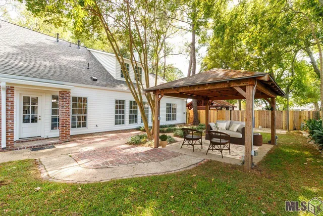 $499,999 | 15635 Shenandoah Avenue, Baton Rouge, LA 70817