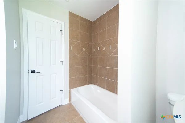 $2,150 | 2410 Big Divide Road, Copperas Cove, TX 76522