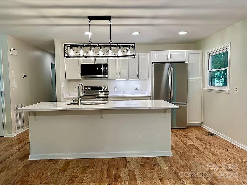369 Lytle Cove Road Swannanoa, NC 28778 - Photo 3 of 13 Gallery Image 3