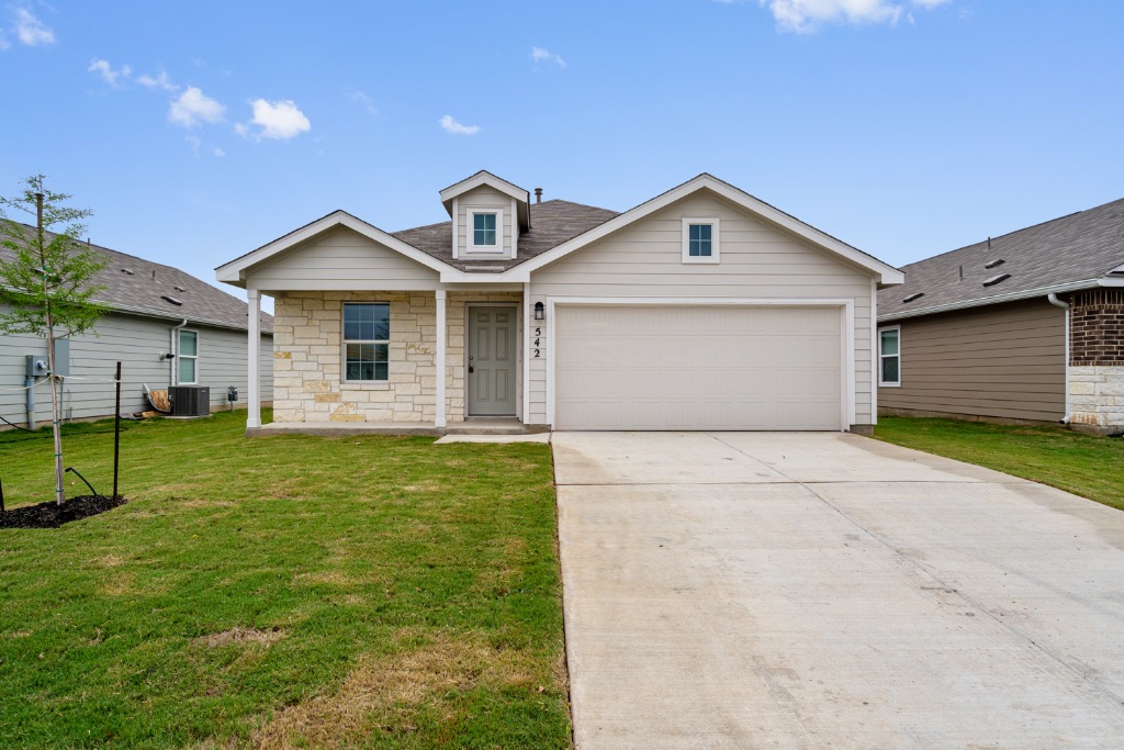 542 Blue Stem Road New Braunfels, TX 78130 - Photo 2 of 29