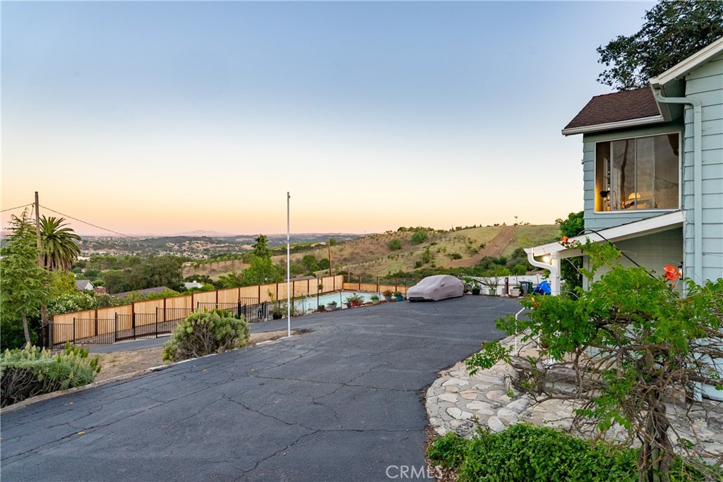 549 Derby Lane Paso Robles, CA 93446 - Photo 33 of 66