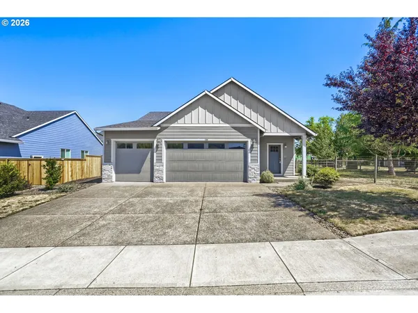 $499,900 | 730 East Camellia Street, Yamhill, OR 97148