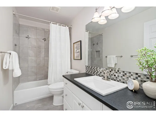 $985,000 | 5418 Nantucket Court, Loveland, CO 80537