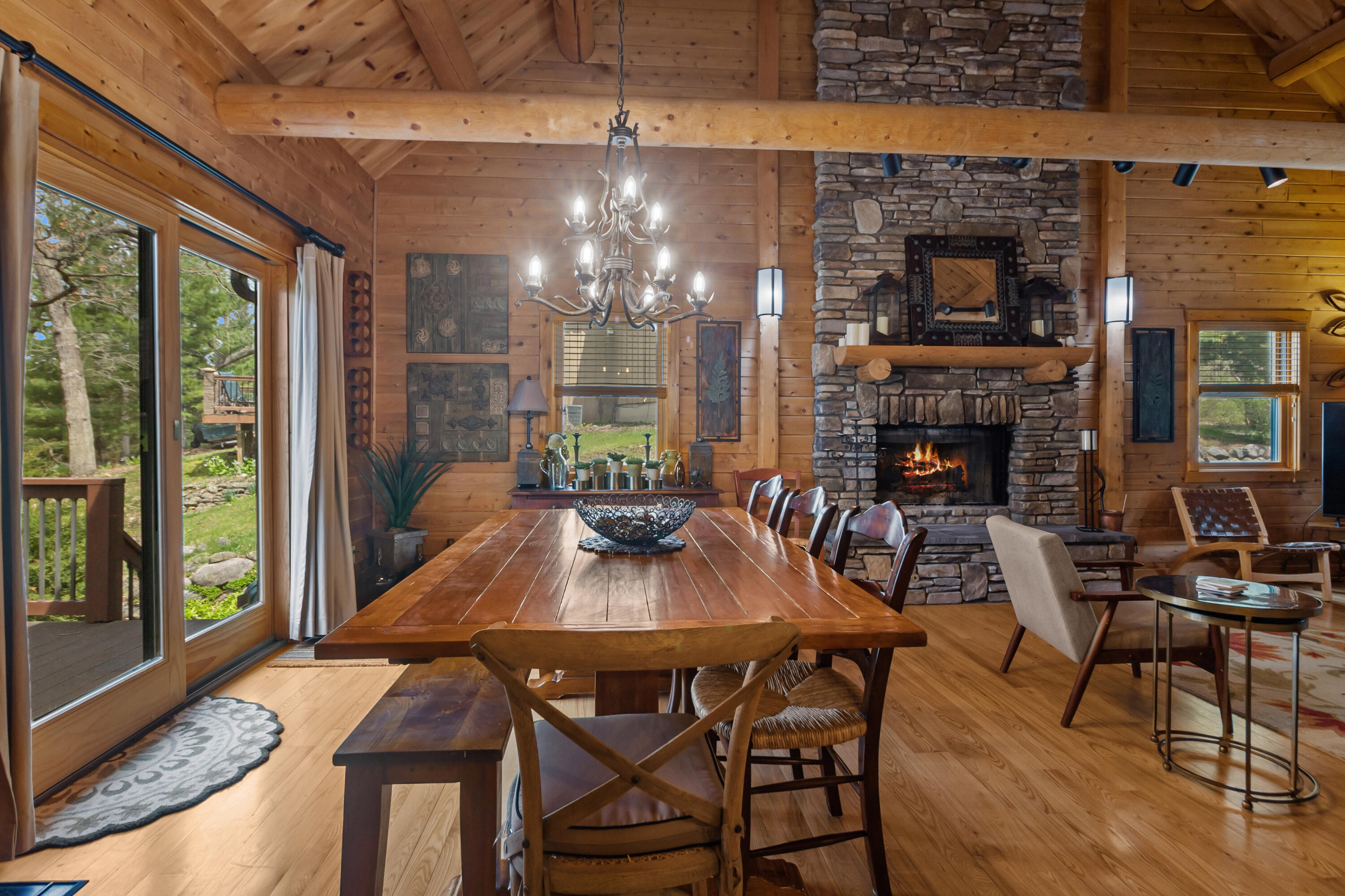 W5782 Ridge Road La Grange, WI 53121 - Photo 12 of 51 Dining room