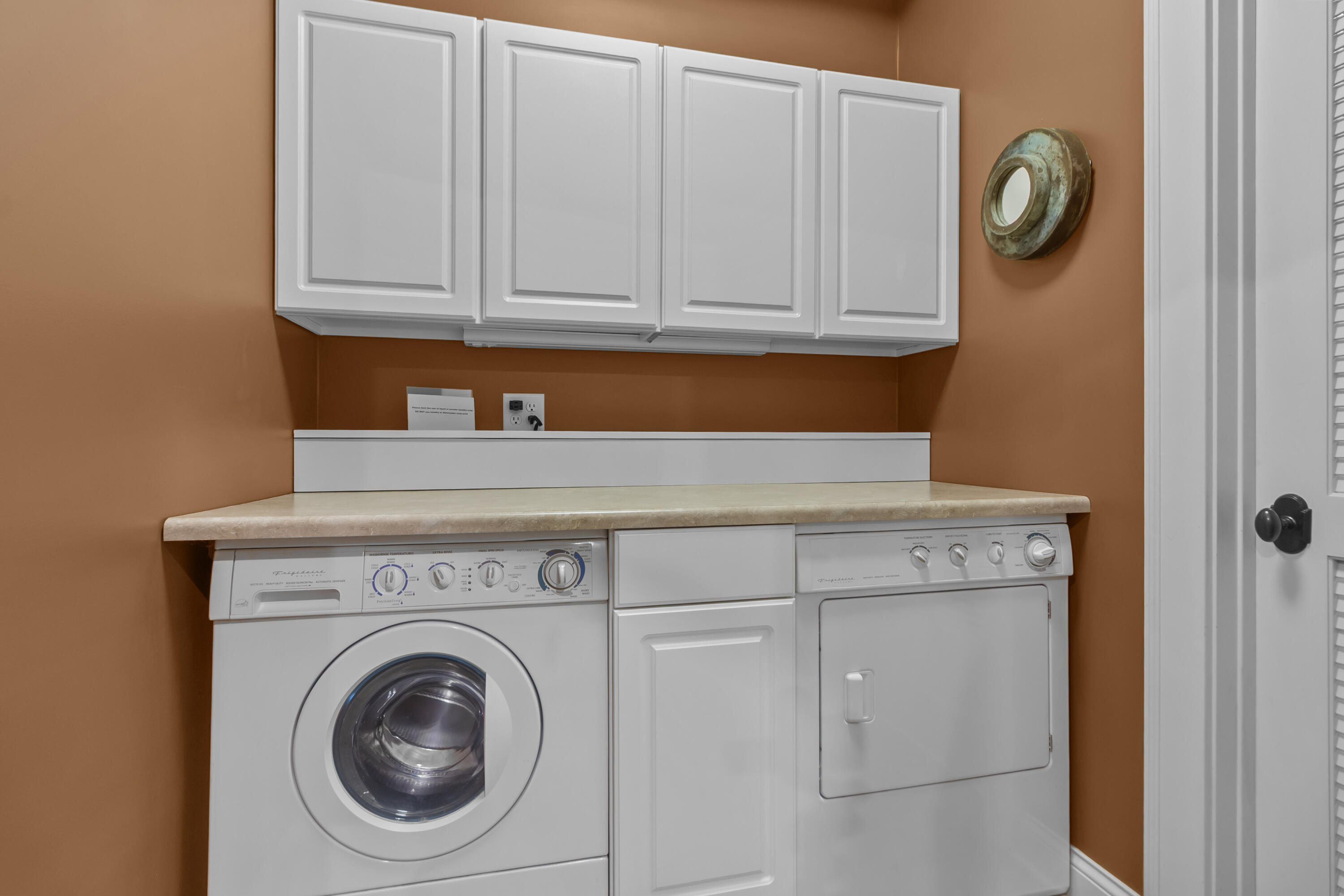 W5782 Ridge Road La Grange, WI 53121 - Photo 28 of 51 Laundry