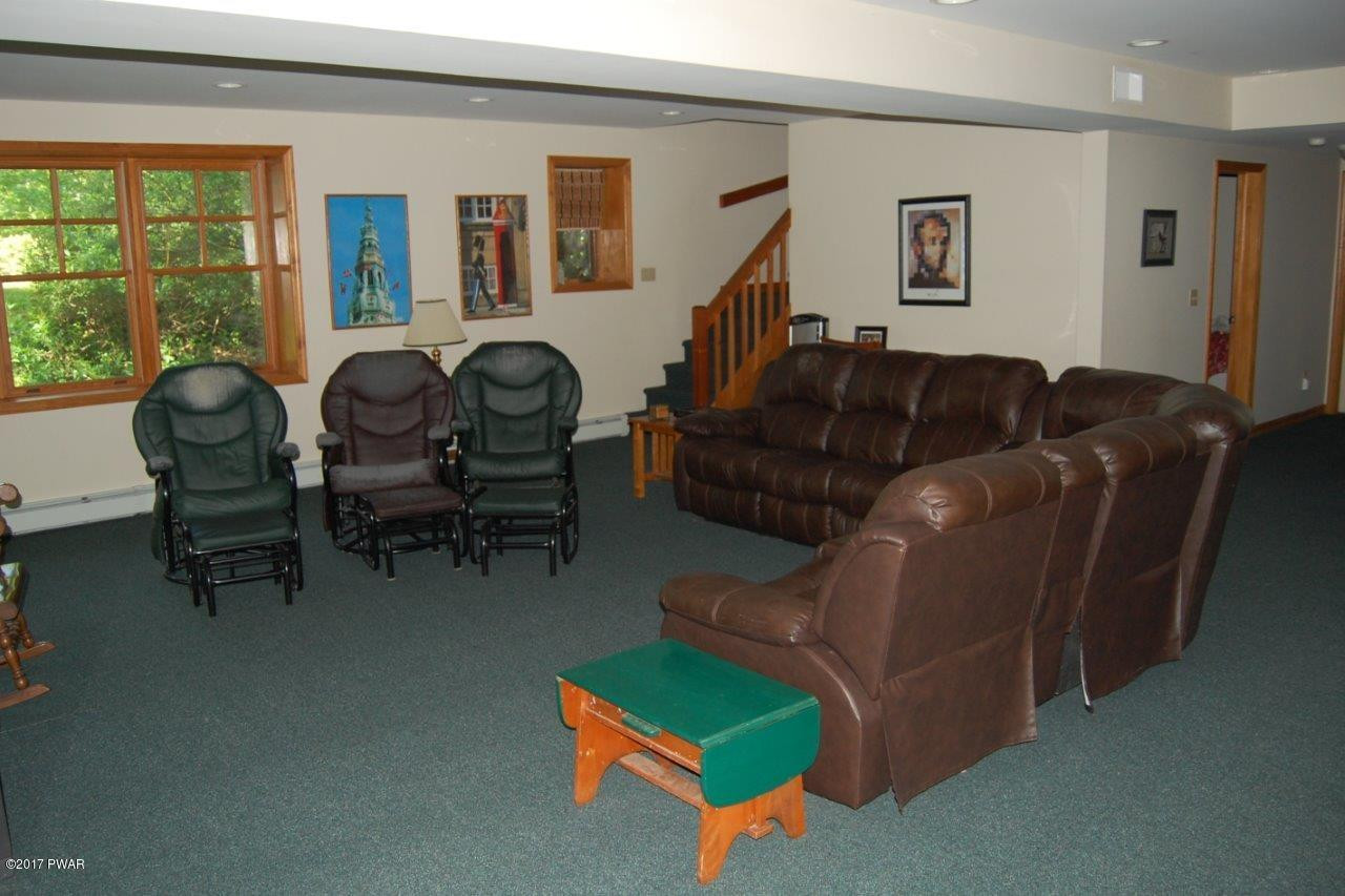 130 Paupack Point Road Hawley, PA 18428 - Photo 43 of 52