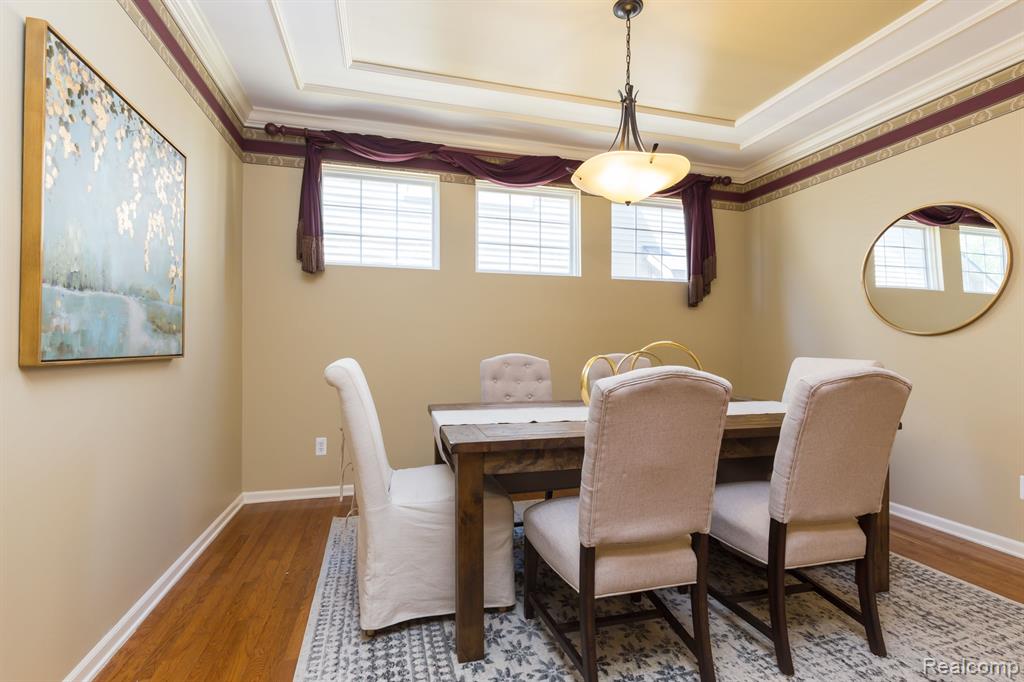 27380 Victoria Road Novi, MI 48374 - Photo 8 of 42