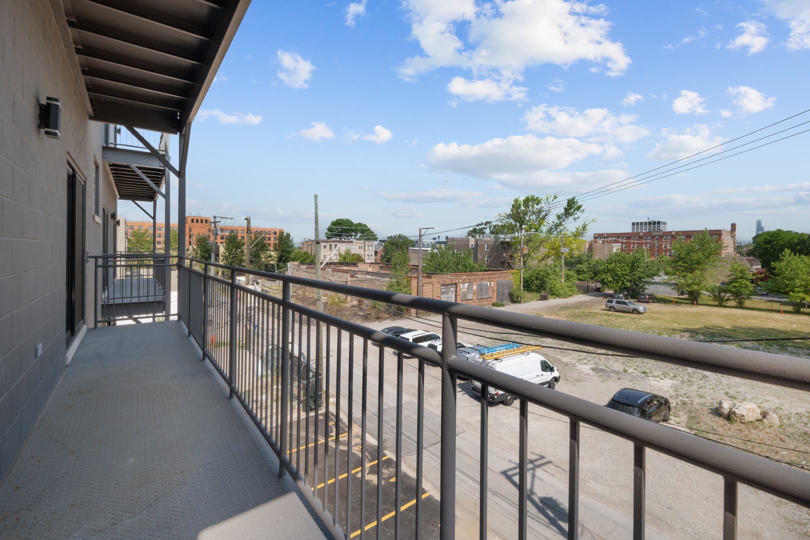 70 East Pershing Road, Unit 4W Chicago, IL 60653 - Photo 9 of 9