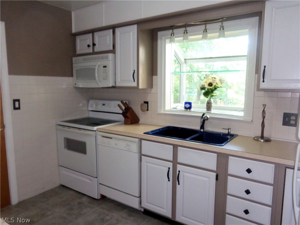 5353 Ridge Avenue Southeast Canton, OH 44707 - Photo 10 of 17 Gallery Image 10