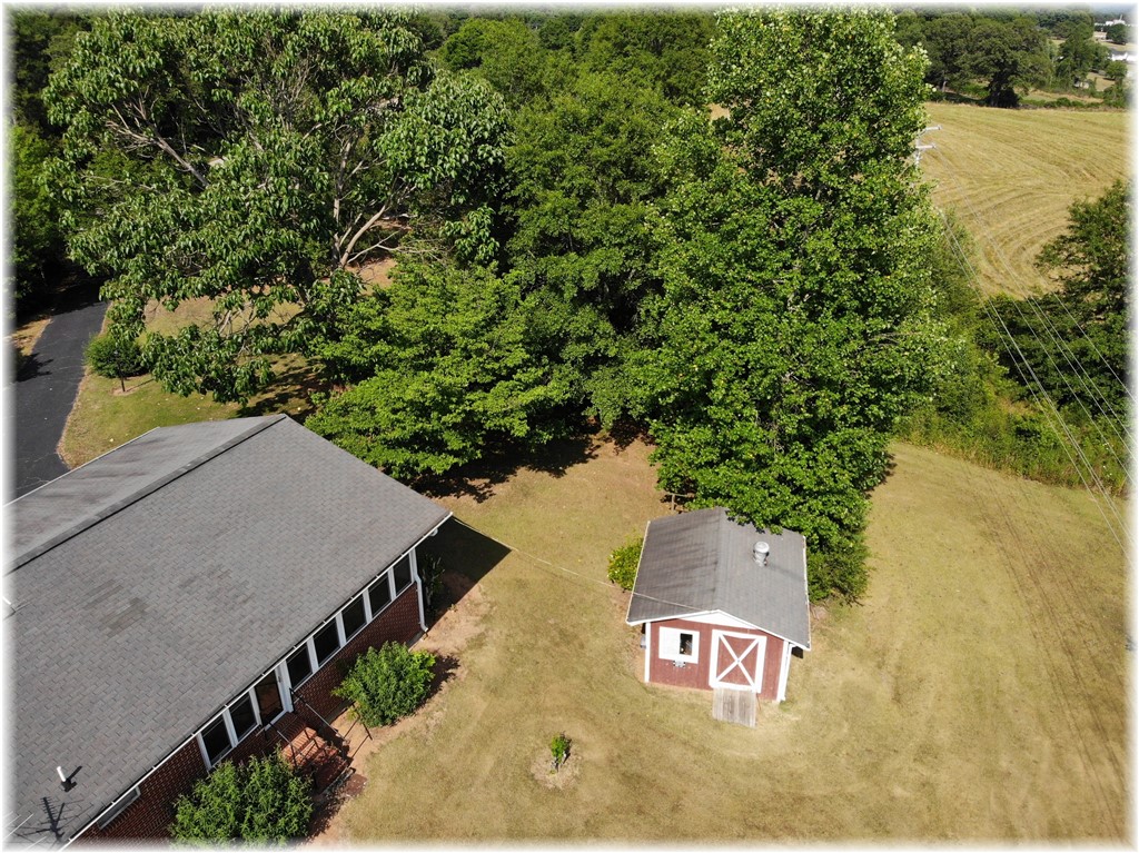 511 Old Seneca Road Westminster, SC 29693 - Photo 5 of 25 Gallery Image 5