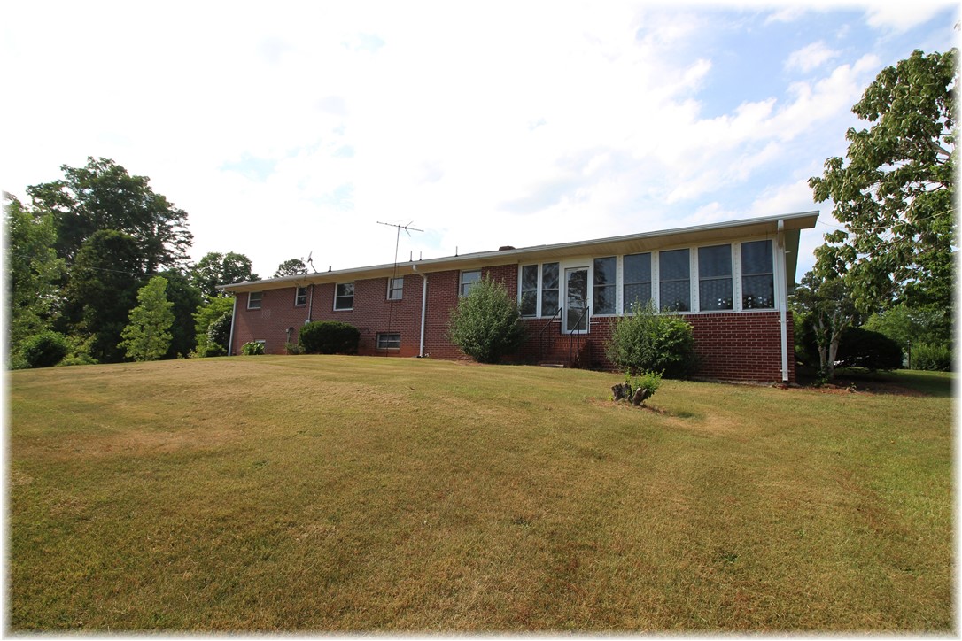 511 Old Seneca Road Westminster, SC 29693 - Photo 7 of 25 Gallery Image 7